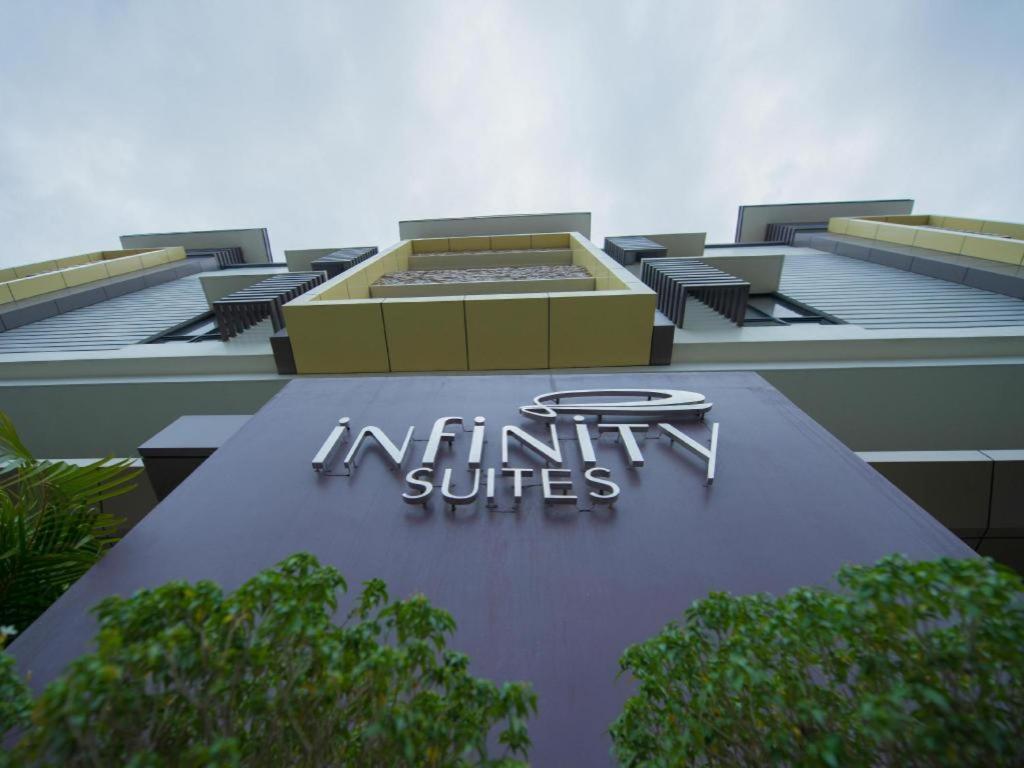 Infinity Suites Davao Bagian luar foto